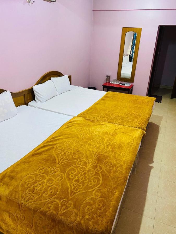 Hotel Nakshatra Udagamandalam Exterior photo