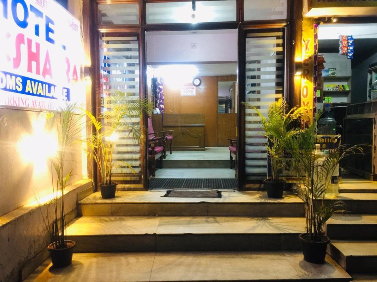 Hotel Nakshatra Udagamandalam Exterior photo