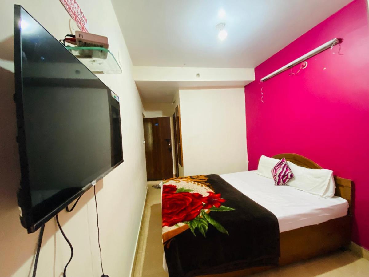 Hotel Nakshatra Udagamandalam Exterior photo