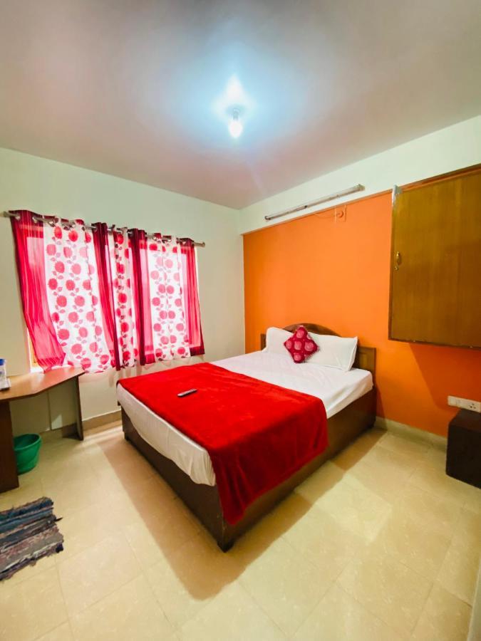 Hotel Nakshatra Udagamandalam Exterior photo